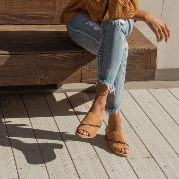 Muk Luks Shoes - Muk Luks Blanche Block Heel Sandals